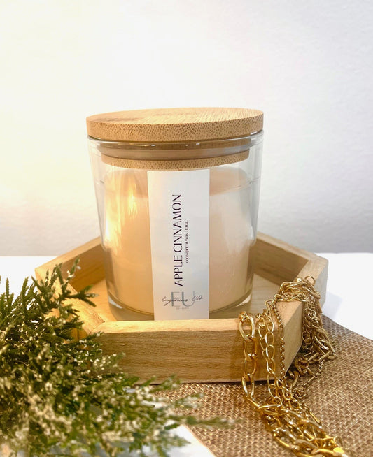 Apple cinnamon candle (White)